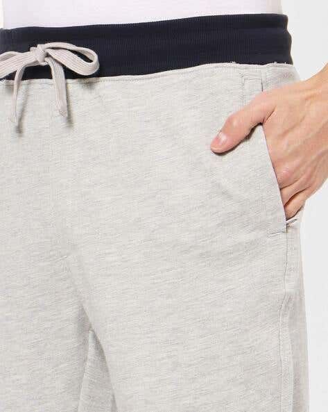 CASUAL SHORTS
