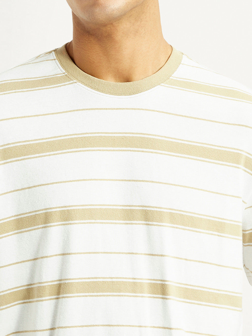 ROUND T-SHIRT SLEEVE SHORT