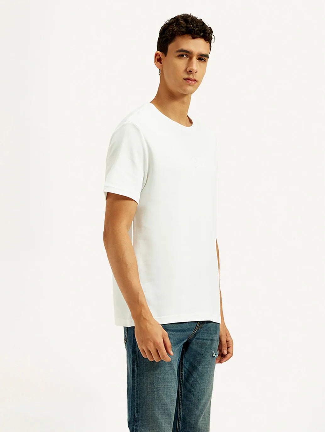 ROUND T-SHIRT