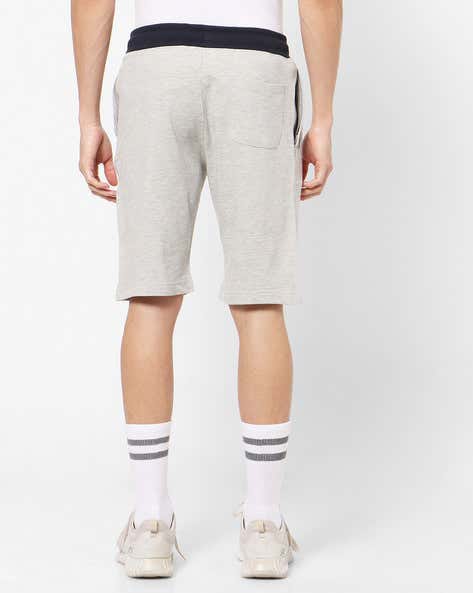 CASUAL SHORTS