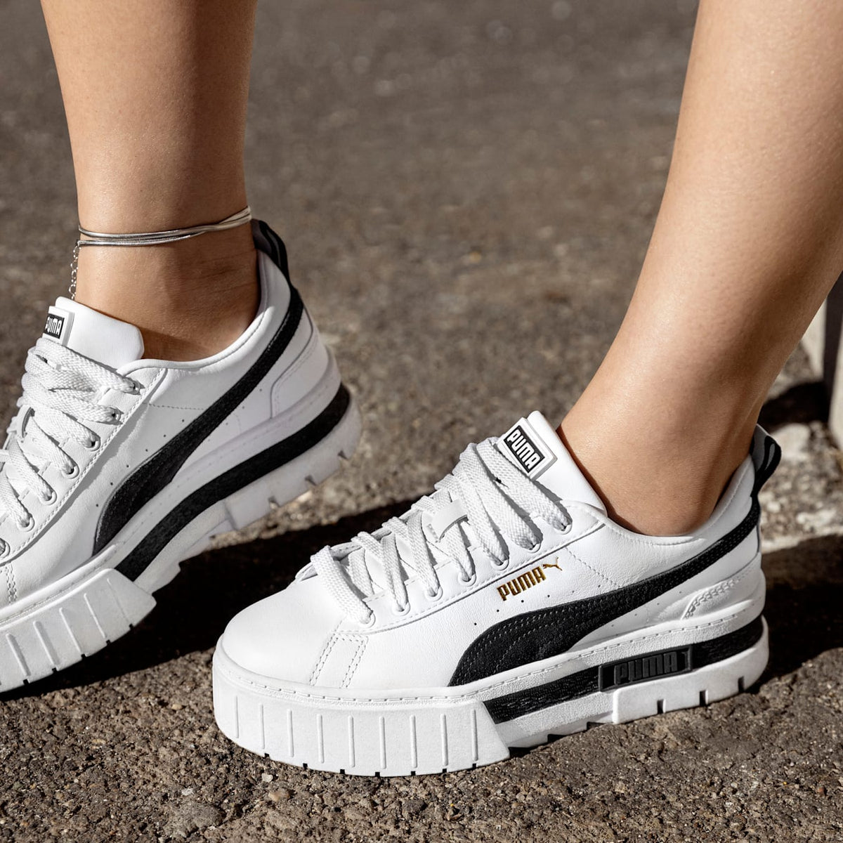 SHOES
