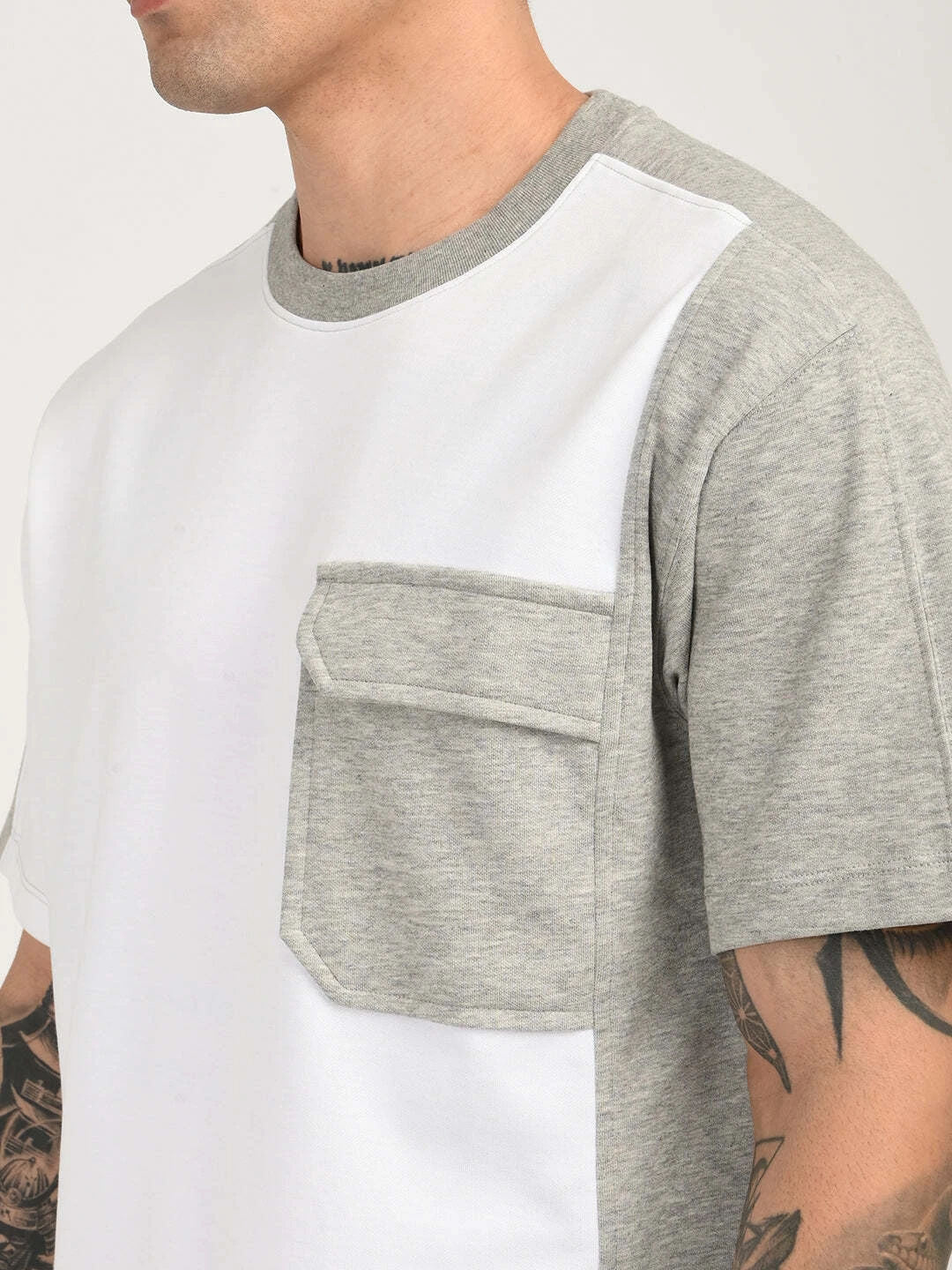 ROUND T-SHIRT
